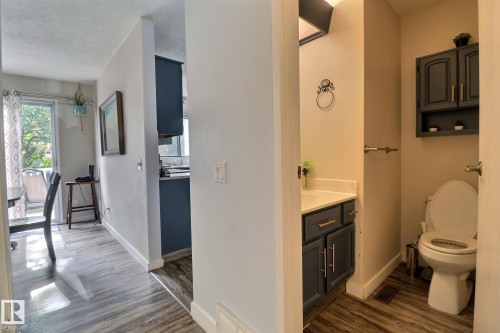 5315 39 Avenue, Edmonton, AB - Indoor Photo Showing Other Room