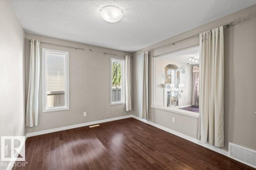 7011 Strom Lane, Edmonton, AB - Indoor Photo Showing Other Room