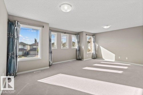 7011 Strom Lane, Edmonton, AB - Indoor Photo Showing Other Room