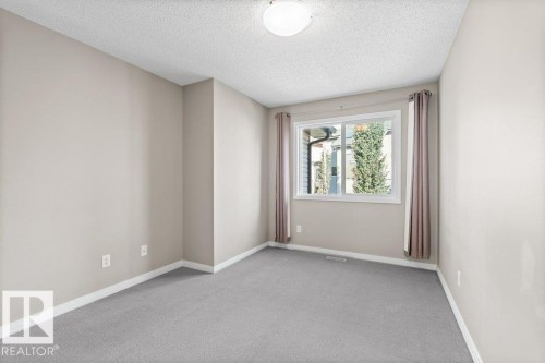 7011 Strom Lane, Edmonton, AB - Indoor Photo Showing Other Room