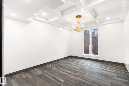 11833 102 Avenue, Edmonton, AB - Indoor Photo Showing Other Room