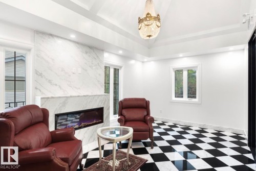 11833 102 Avenue, Edmonton, AB - Indoor With Fireplace