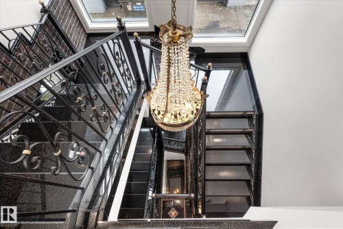 11833 102 Avenue, Edmonton, AB -  Photo Showing Other Room