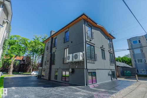 11833 102 Avenue, Edmonton, AB - Outdoor