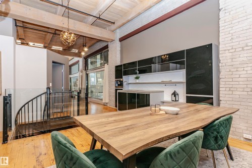 118 10309 107 Street, Edmonton, AB - Indoor