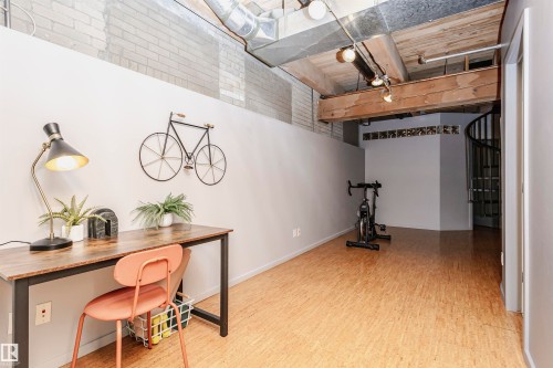 118 10309 107 Street, Edmonton, AB - Indoor