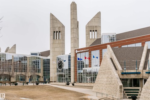 118 10309 107 Street, Edmonton, AB - Outdoor