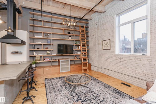 118 10309 107 Street, Edmonton, AB - Indoor