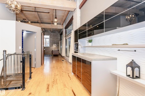 118 10309 107 Street, Edmonton, AB - Indoor Photo Showing Other Room