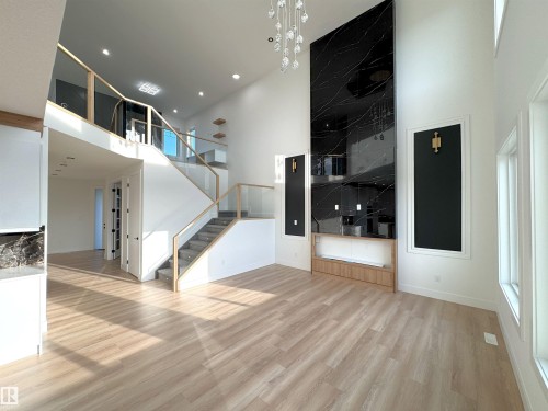 144 Edgewater Cir, Leduc, AB - Indoor Photo Showing Other Room