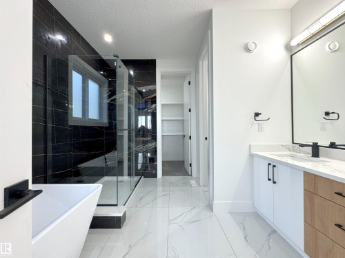 144 Edgewater Cir, Leduc, AB - Indoor Photo Showing Bathroom