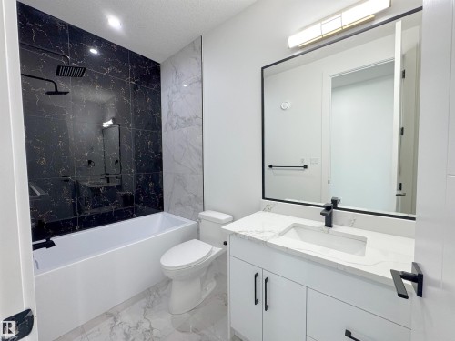 144 Edgewater Cir, Leduc, AB - Indoor Photo Showing Bathroom