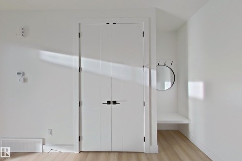 144 Edgewater Cir, Leduc, AB - Indoor Photo Showing Other Room