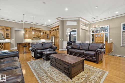 25 53522 Rge Road 274, Rural Parkland County, AB - Indoor Photo Showing Living Room