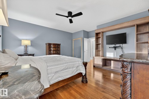 25 53522 Rge Road 274, Rural Parkland County, AB - Indoor Photo Showing Bedroom