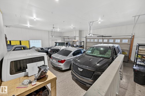 25 53522 Rge Road 274, Rural Parkland County, AB - Indoor Photo Showing Garage