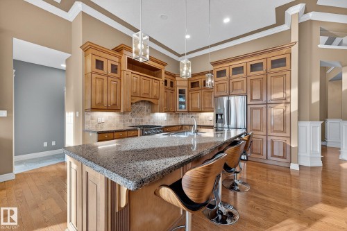 25 53522 Rge Road 274, Rural Parkland County, AB - Indoor Photo Showing Kitchen