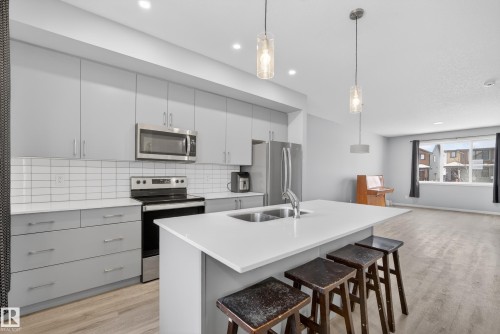 5 Tonewood Boulevard, Spruce Grove, AB - Indoor Photo Showing Kitchen With Double Sink With Upgraded Kitchen