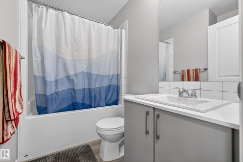 5 Tonewood Boulevard, Spruce Grove, AB - Indoor Photo Showing Bathroom
