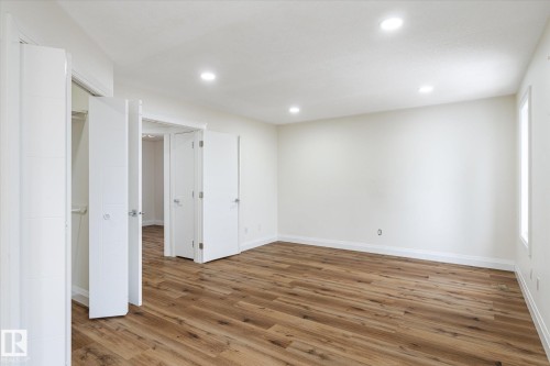 9822 175 Avenue, Edmonton, AB - Indoor Photo Showing Other Room