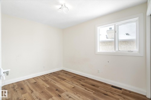 9822 175 Avenue, Edmonton, AB - Indoor Photo Showing Other Room