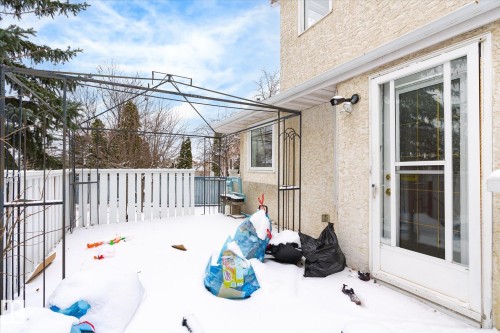 9822 175 Avenue, Edmonton, AB - Outdoor With Exterior