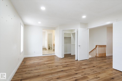 9822 175 Avenue, Edmonton, AB - Indoor Photo Showing Other Room