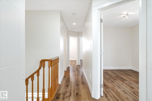 9822 175 Avenue, Edmonton, AB - Indoor Photo Showing Other Room