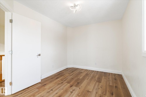 9822 175 Avenue, Edmonton, AB - Indoor Photo Showing Other Room