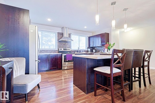 5518 11A Avenue, Edmonton, AB - Indoor