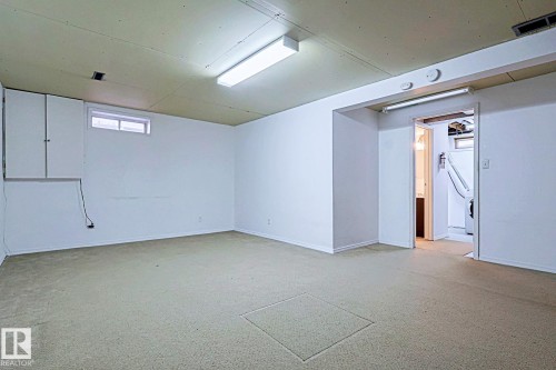 5518 11A Avenue, Edmonton, AB - Indoor Photo Showing Other Room