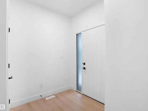 6009 Naden Landing Landing, Edmonton, AB - Indoor Photo Showing Other Room