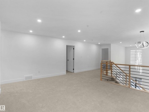 6009 Naden Landing Landing, Edmonton, AB - Indoor Photo Showing Other Room