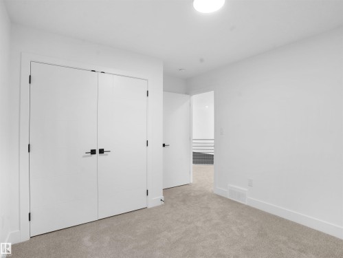6009 Naden Landing Landing, Edmonton, AB - Indoor Photo Showing Other Room