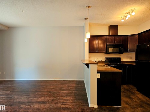 137 7825 71 Street, Edmonton, AB - Indoor Photo Showing Kitchen