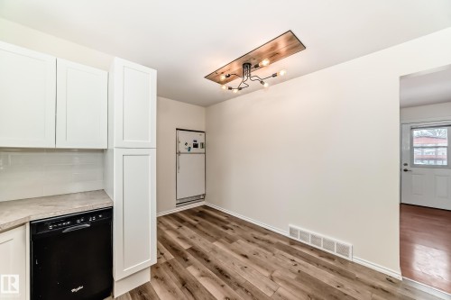 Wetaskiwin, AB - Indoor