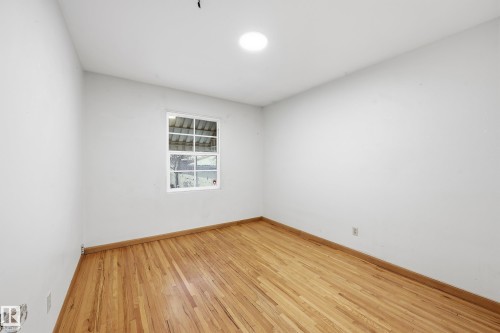 10835 64 Avenue, Edmonton, AB - Indoor Photo Showing Other Room