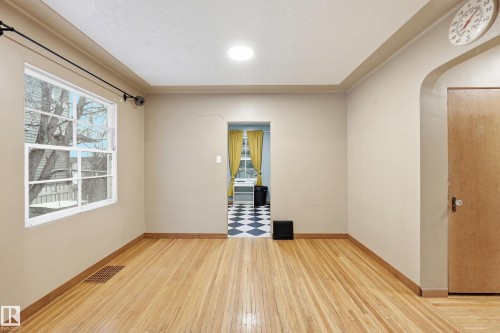 10835 64 Avenue, Edmonton, AB - Indoor Photo Showing Other Room