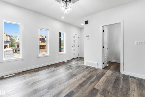58 Patriot Way, Spruce Grove, AB - Indoor Photo Showing Other Room