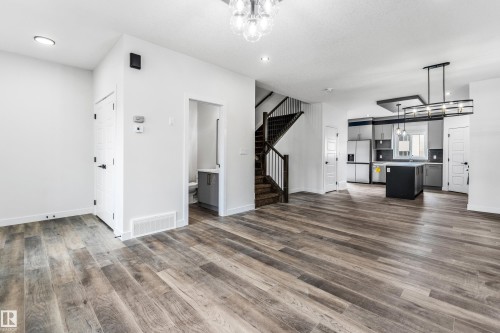 58 Patriot Way, Spruce Grove, AB - Indoor