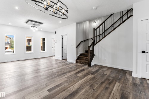 58 Patriot Way, Spruce Grove, AB - Indoor Photo Showing Other Room