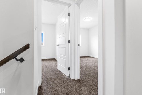 58 Patriot Way, Spruce Grove, AB - Indoor Photo Showing Other Room