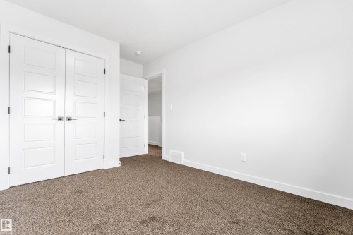 58 Patriot Way, Spruce Grove, AB - Indoor Photo Showing Other Room