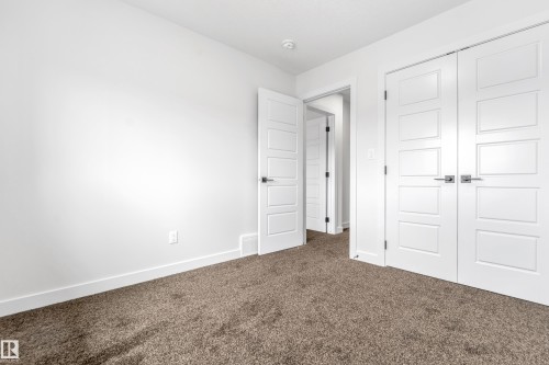 58 Patriot Way, Spruce Grove, AB - Indoor Photo Showing Other Room