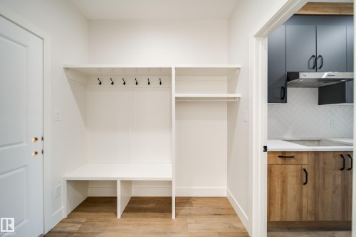 49 Norwyk Way, Spruce Grove, AB - Indoor With Storage