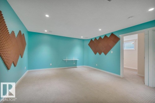 3054 Spence Wynd, Edmonton, AB - Indoor Photo Showing Other Room