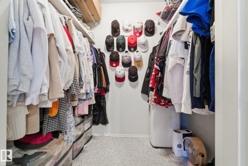 Spacious closet with light colored carpet - 205 11440 40 Ave, Edmonton, AB - Indoor With Storage