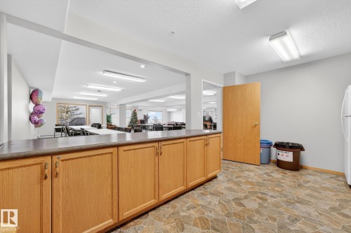 418 200 Bethel Drive, Sherwood Park, AB - Indoor