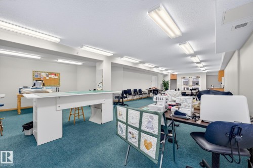 418 200 Bethel Drive, Sherwood Park, AB - Indoor Photo Showing Other Room