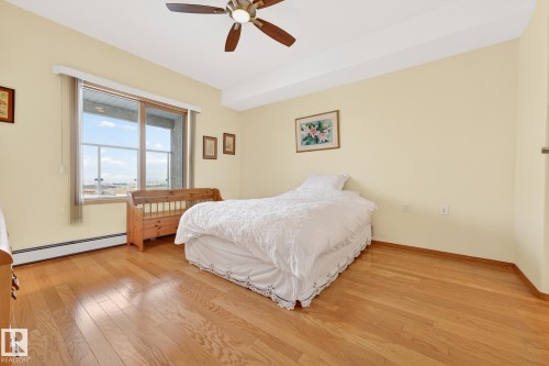 418 200 Bethel Drive, Sherwood Park, AB - Indoor Photo Showing Bedroom